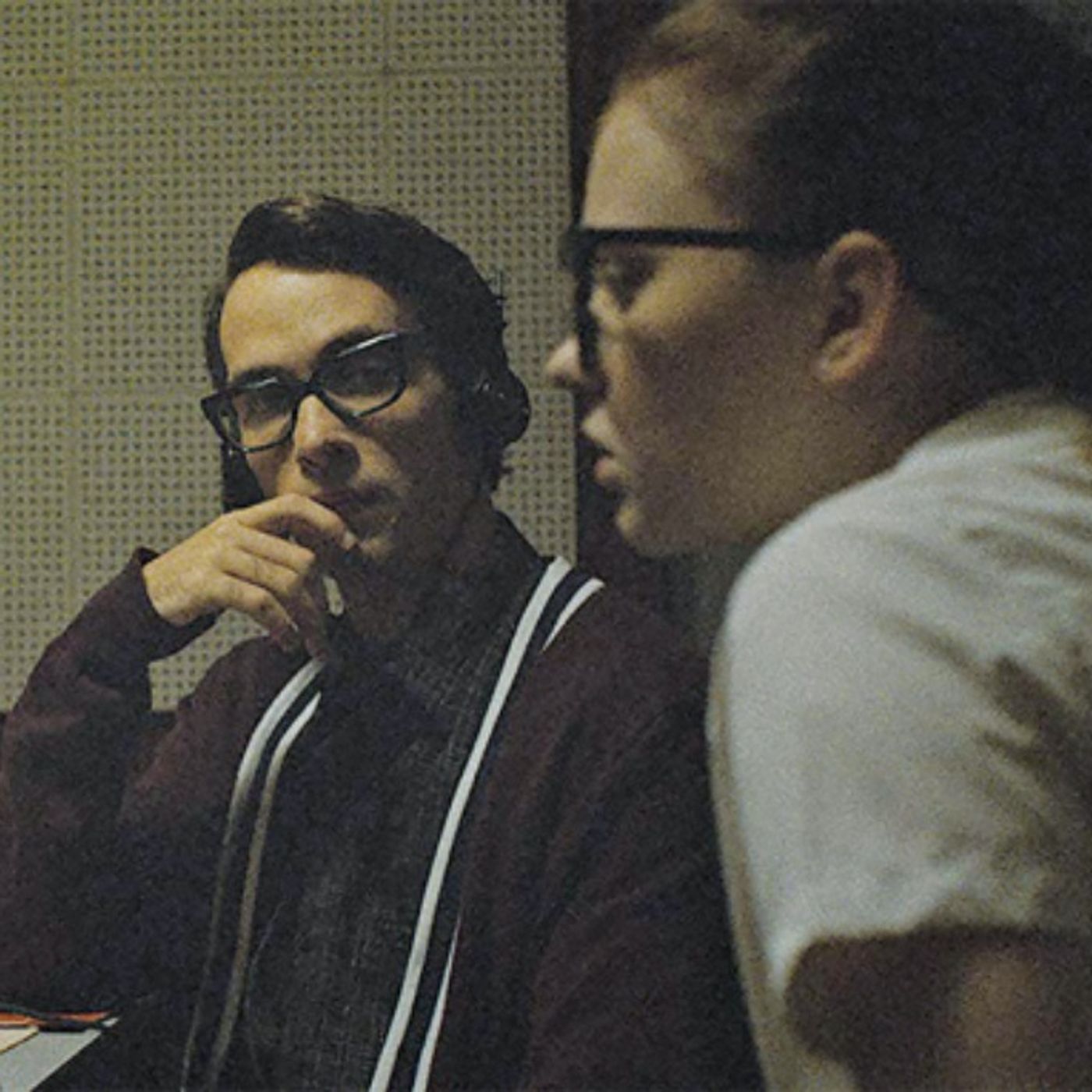 160 - The Vast of Night loves radio