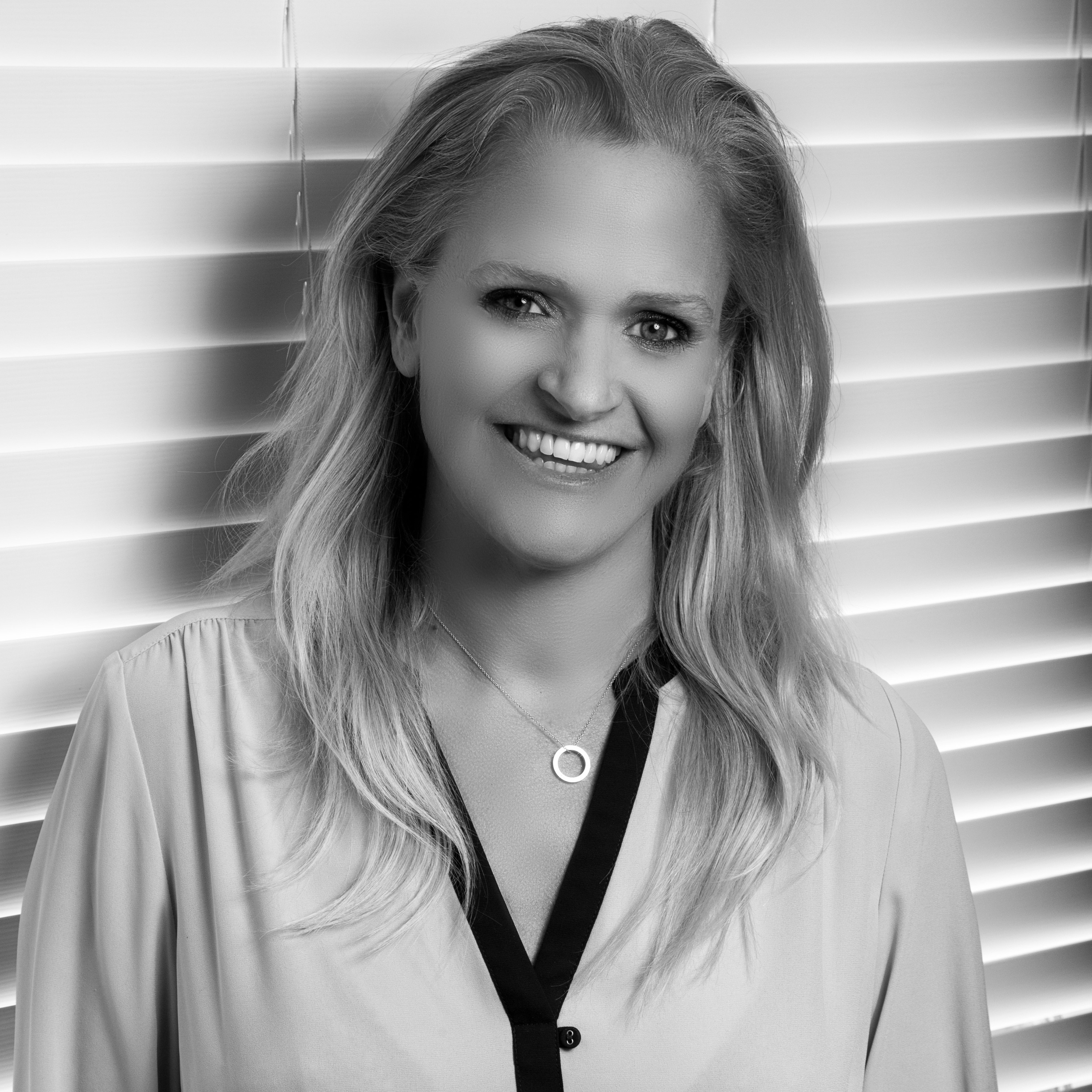 Getting Naked With A Crowdfund Emma Style Killing Kittens Fundraising Stories With Women Entrepreneurs Podcast Podtail