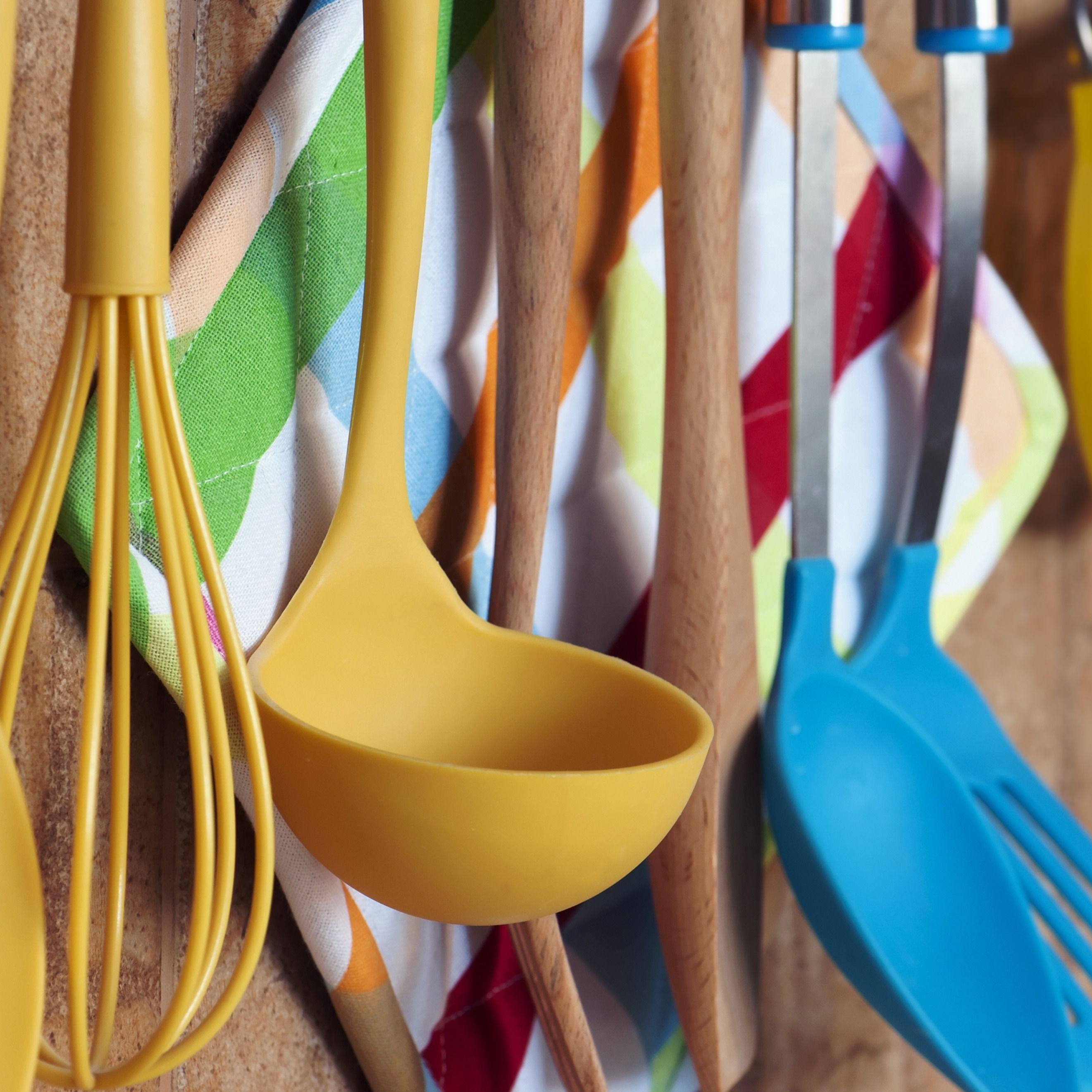 Food contact safety standards in the kitchen