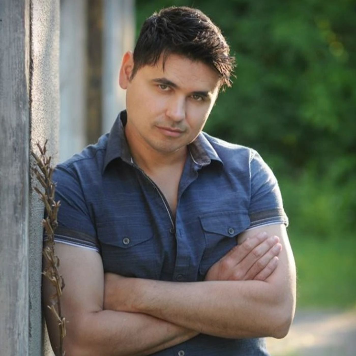 Vinnie Velez-The Entertainment Biz and Antiques(Phone Tap)