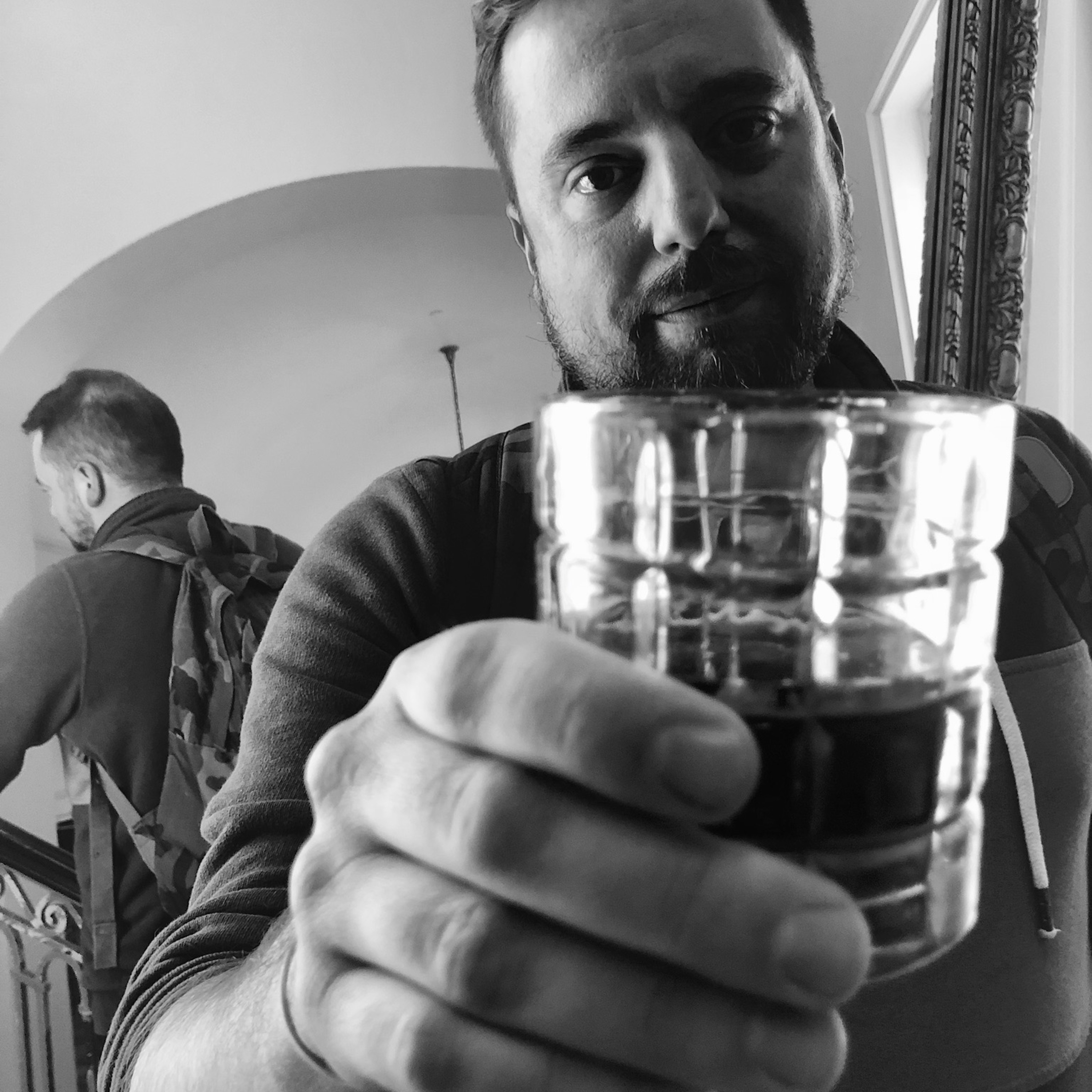 Celebrity Run-ins, Wine Trends, and Little Pearl's wisdom with Andrew Limberg of Rose's Luxury episode artwork
